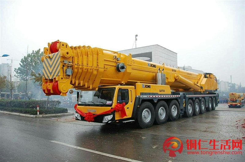 銅仁市吊車出租，銅仁市大件吊裝，銅仁市隨車吊出租。